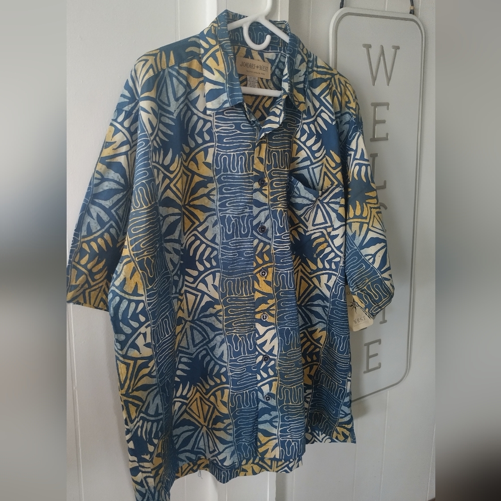 Johari and West NWT 100 percent Cotton 3 XL beautiful blue green cream color men